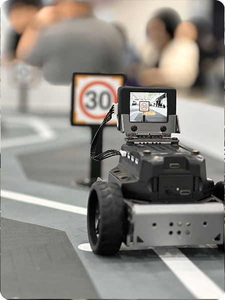 Global Competition Showcase3